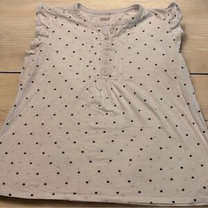 Croft & Barrow White Polka Dot Top. Size large.